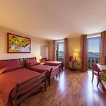 Intra Hotel 호텔