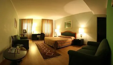 Intra Hotel Intra