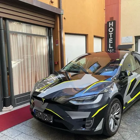 Intra Hotel إنترا