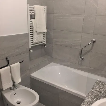 Intra Hotel Intra