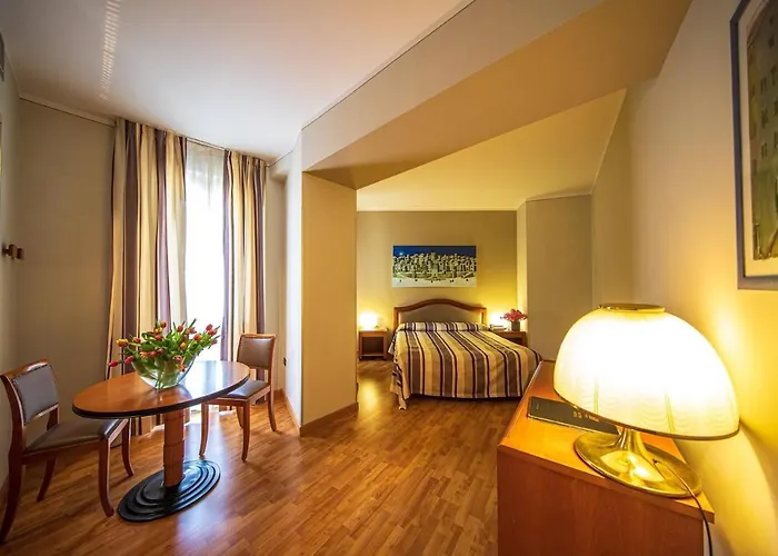 Intra Hotel Intra